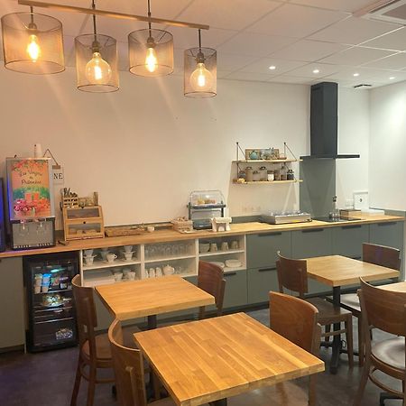 Hotel Quai33 Сент Етиен Екстериор снимка